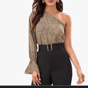 Shein Animal Print one sleeve top